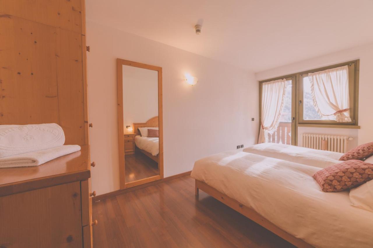 Rta Torre Del Brenta Aparthotel Madonna di Campiglio Bagian luar foto