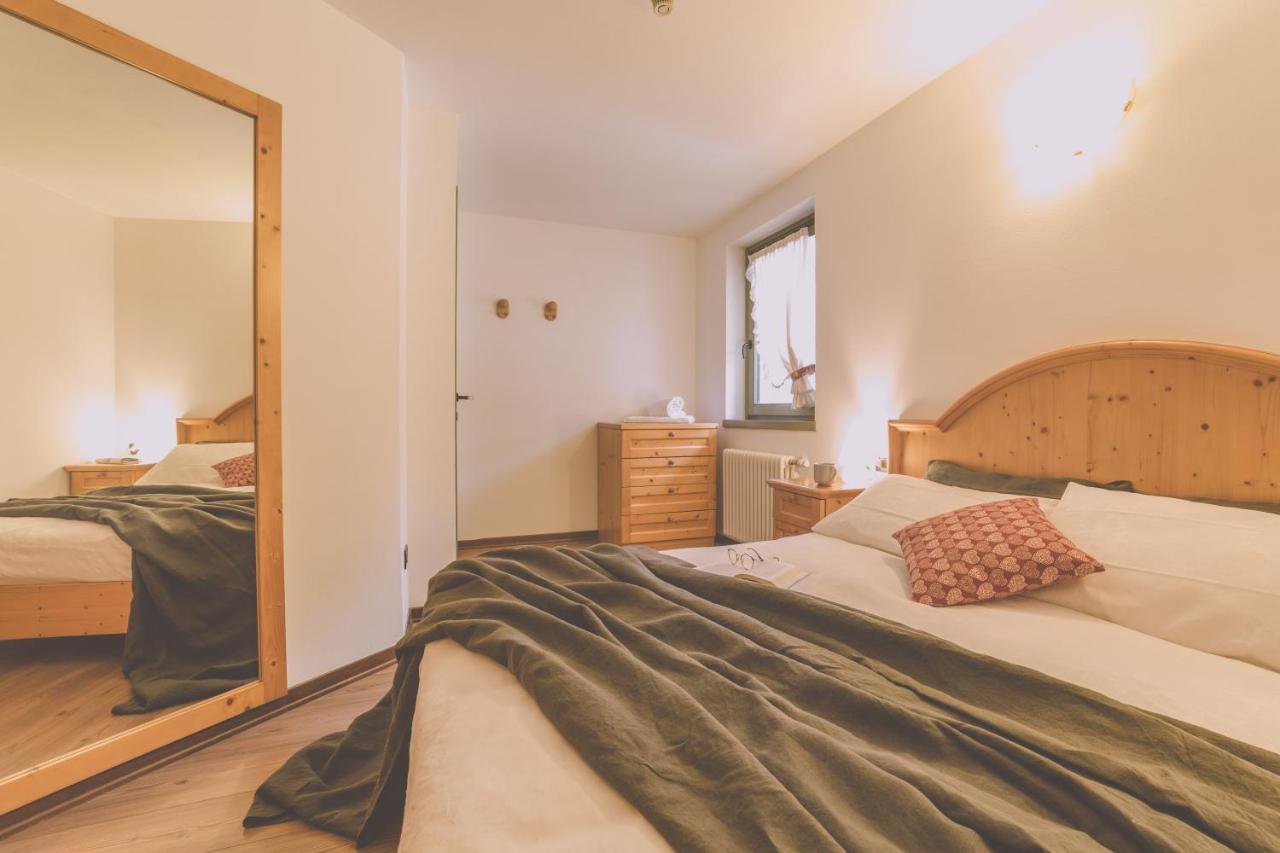 Rta Torre Del Brenta Aparthotel Madonna di Campiglio Bagian luar foto