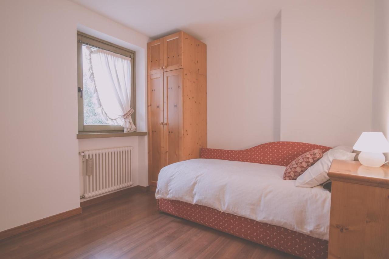 Rta Torre Del Brenta Aparthotel Madonna di Campiglio Bagian luar foto